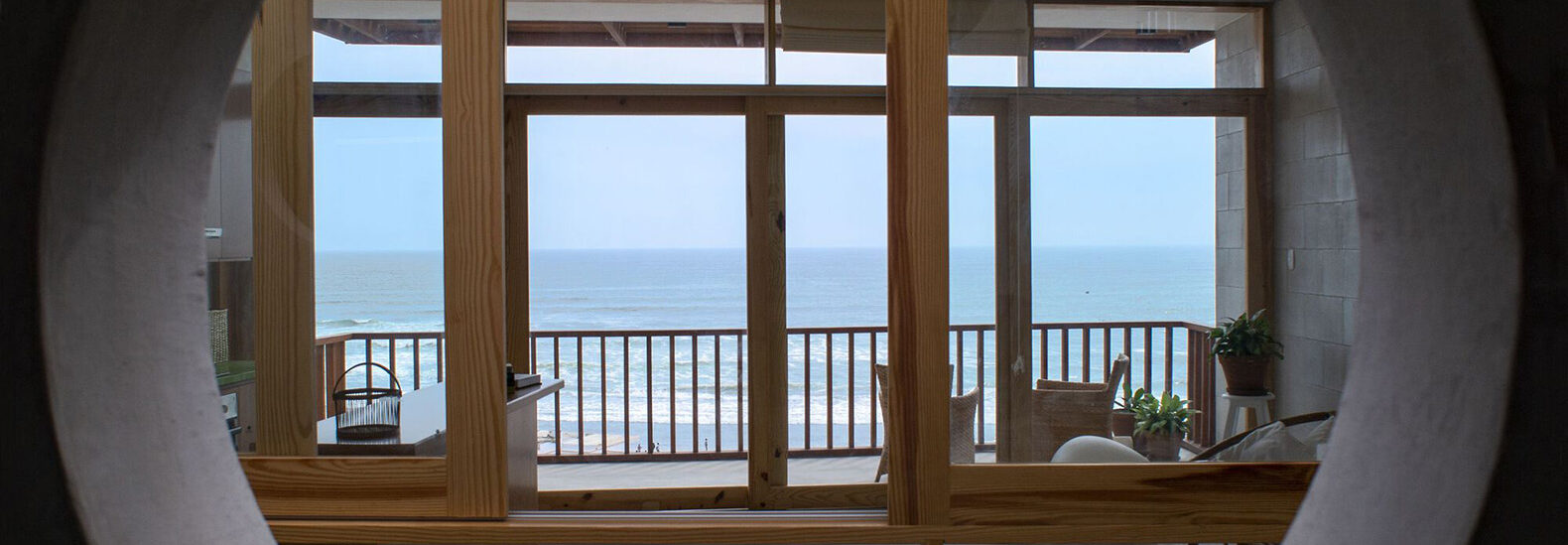 sustainable-twin-beach-homes-reflect-a-love-of-lima