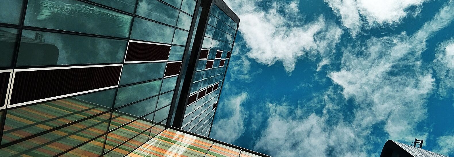 solar-panel-skins-produces-energy-on-the-surface-of-building