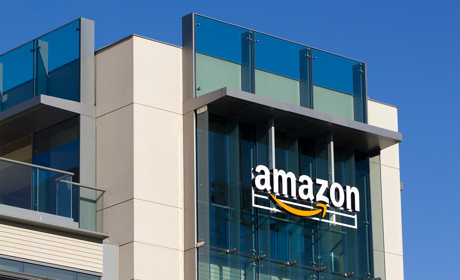 amazon-procures-record-8.3gw-of-clean-energy-in-2022