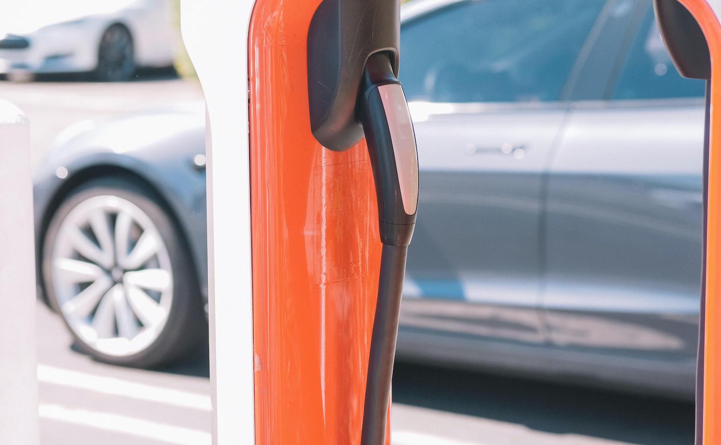 ford,-gm:-tesla-is-winning-the-ev-charging-market
