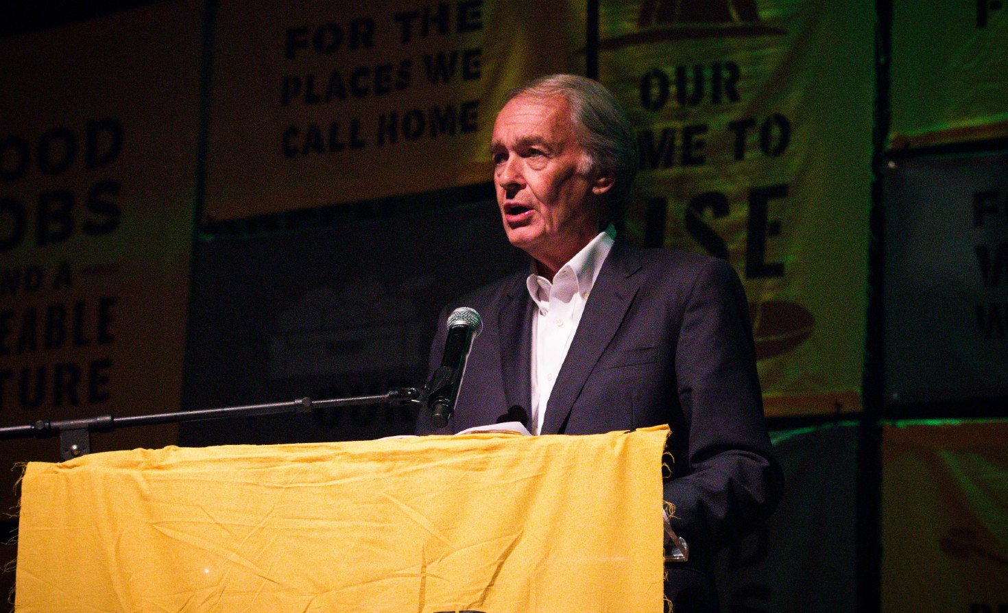 sen.-markey:-this-‘activating-fluid’-will-ignite-the-clean-economy