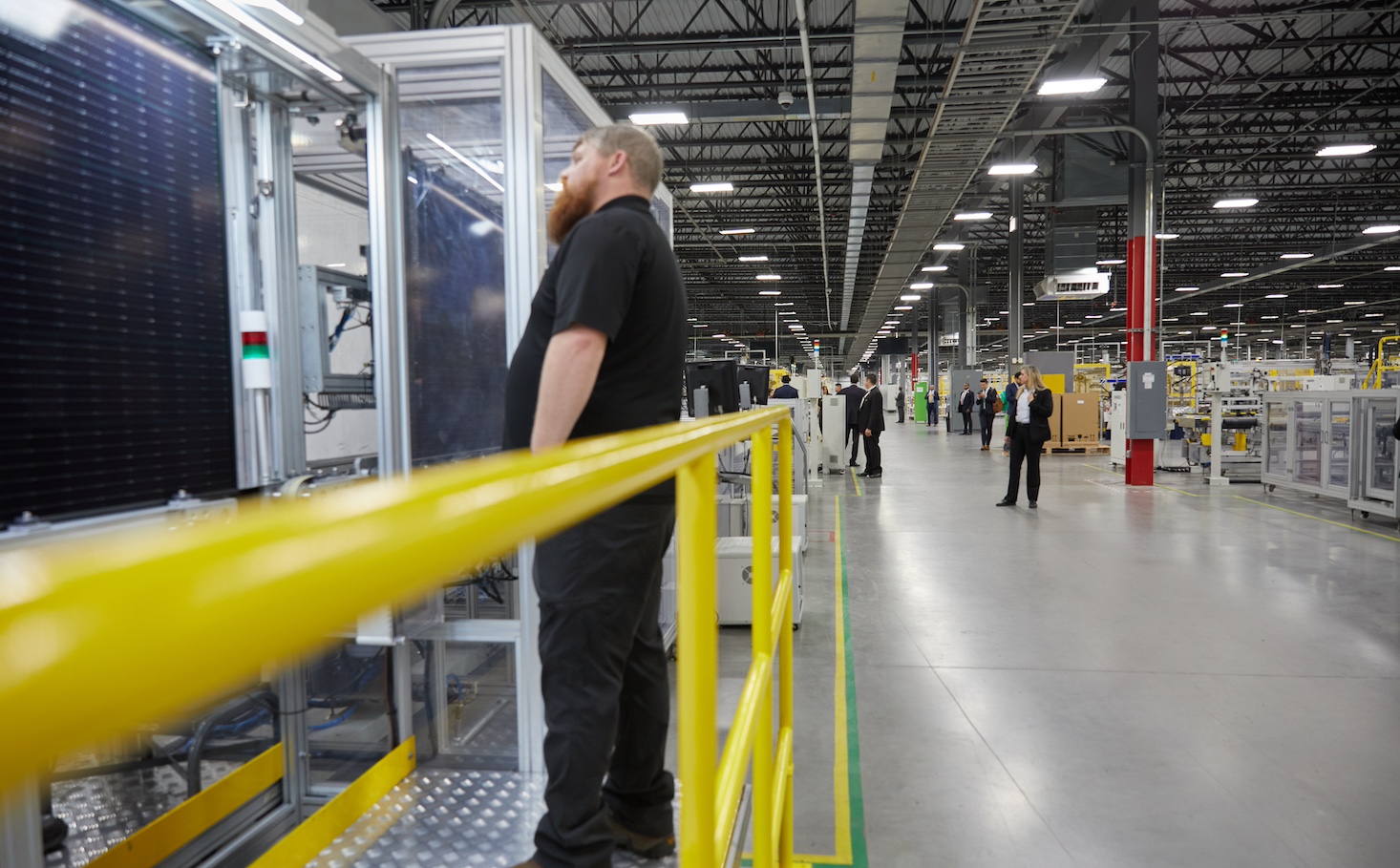microsoft-will-buy-enough-us-made-solar-panels-to-power-1.8-million-homes