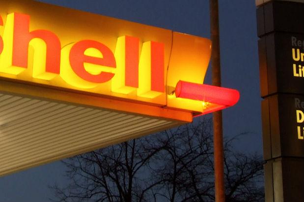 stop-oil-companies’-greenwashing-and-price-gouging.
