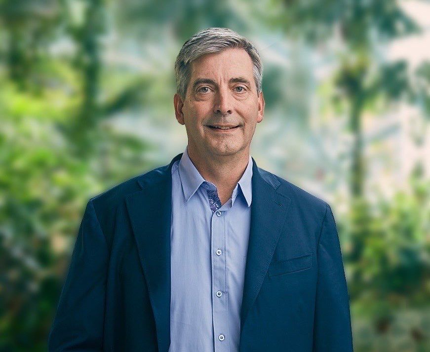 bezos-earth-fund-appoints-former-amazon-svp-as-its-new-leader