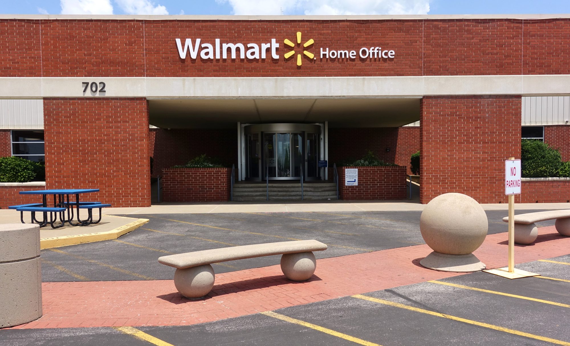 20-years-later,-assessing-the-impact-of-a-walmart-ceo’s-‘gutsy’-sustainability-speech