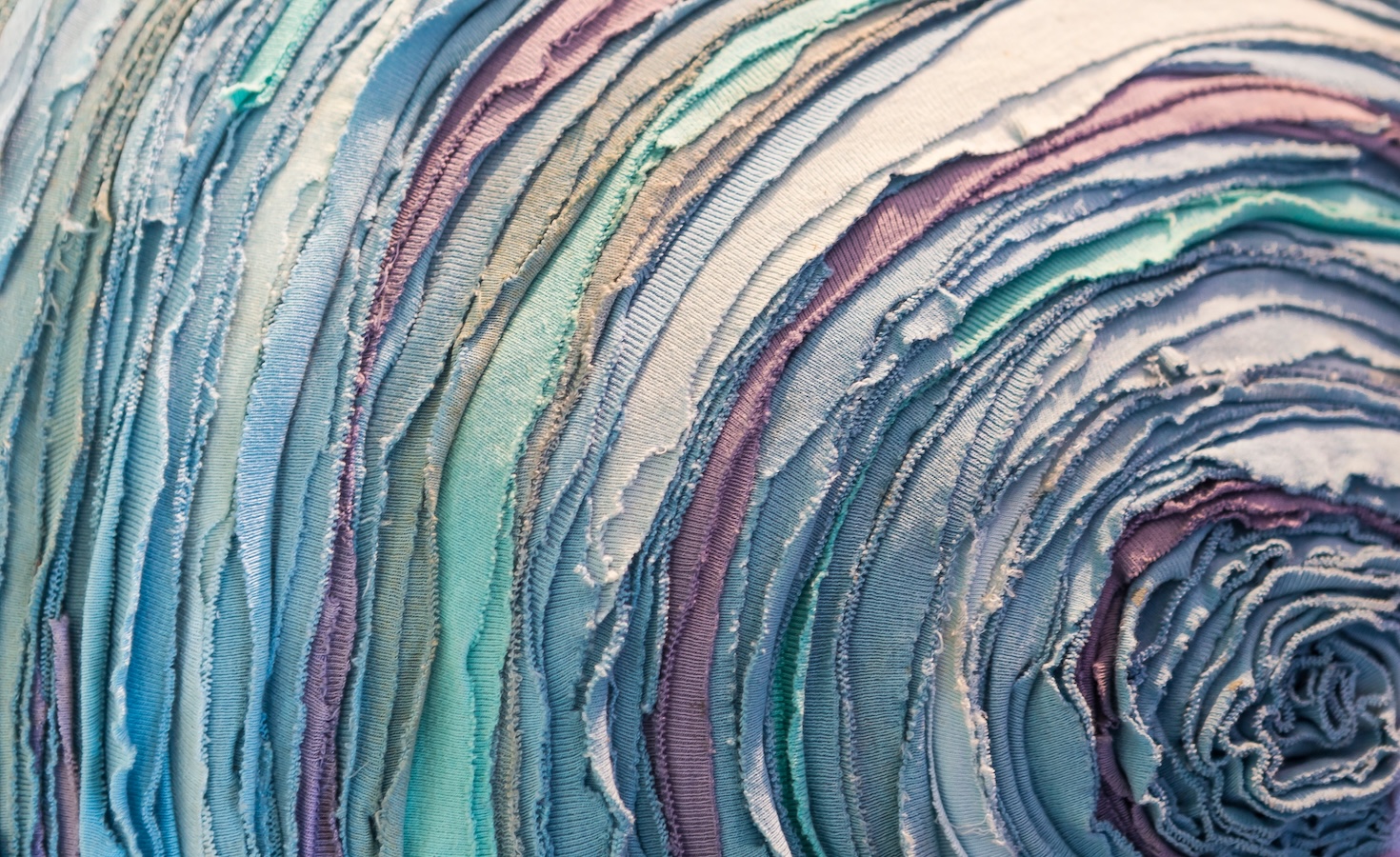 retail-groups-seek-to-shape-rollout-of-california’s-pioneering-textile-law