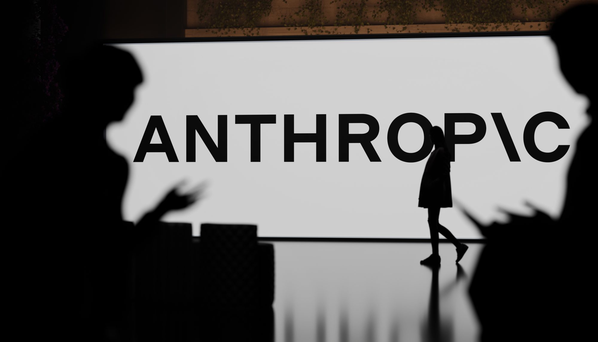 anthropic-joins-google,-stripe-and-others-in-$900-million-carbon-removal-initiative